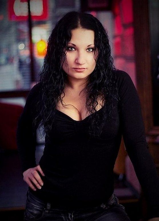 Девушка ищет девушку для секса в е Девушка ищет девушку для секса в е